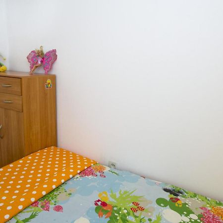 Apartments By The Sea Brela, Makarska - 11821 Habitación foto