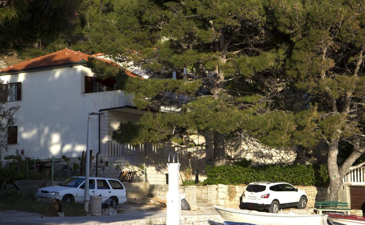 Apartments By The Sea Brela, Makarska - 11821 Exterior foto