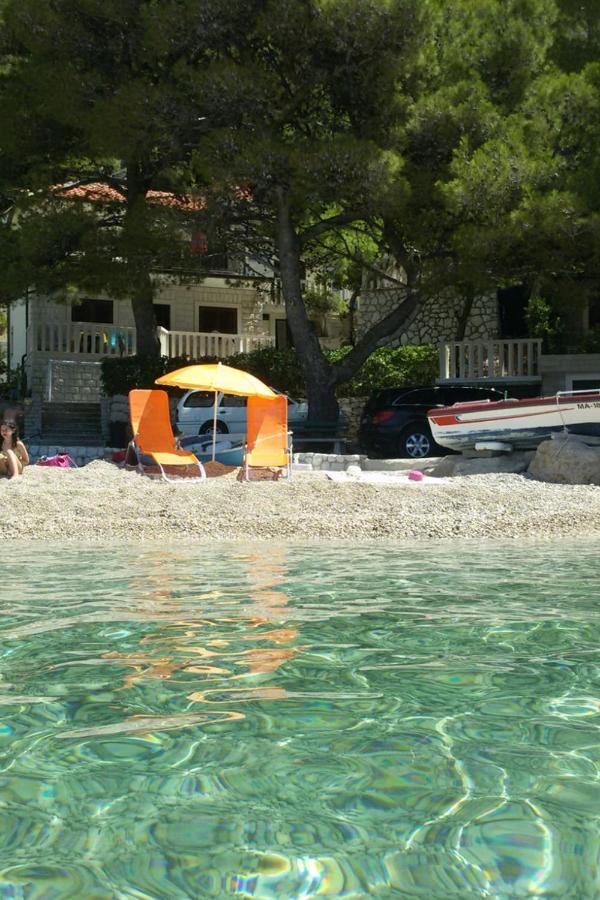 Apartments By The Sea Brela, Makarska - 11821 Exterior foto