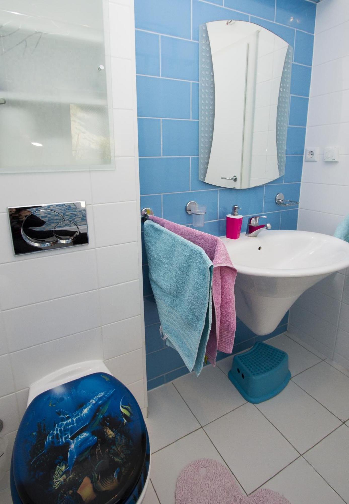 Apartments By The Sea Brela, Makarska - 11821 Habitación foto